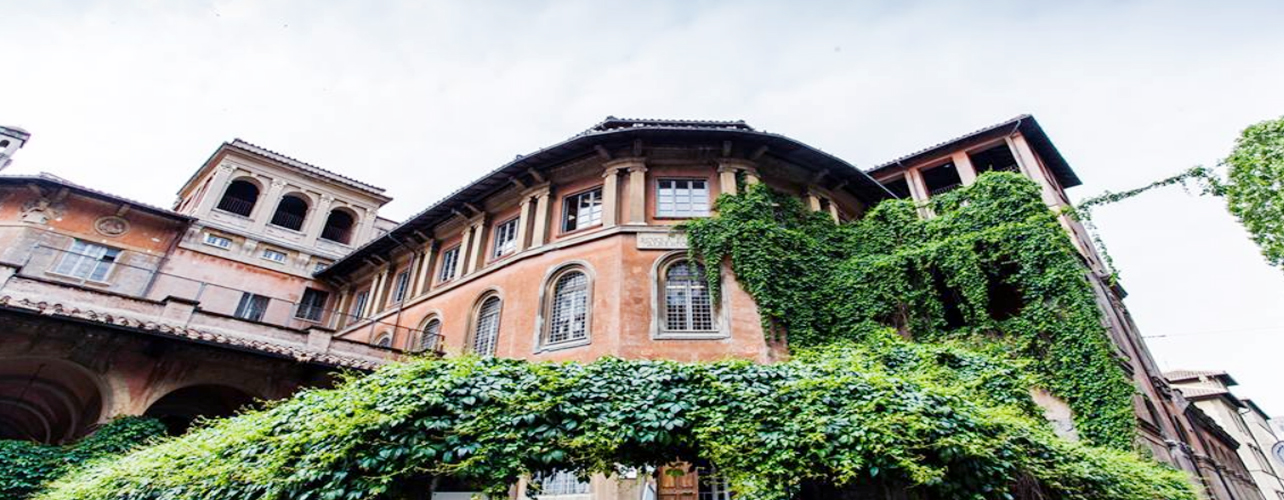 Accademia Costume and Moda